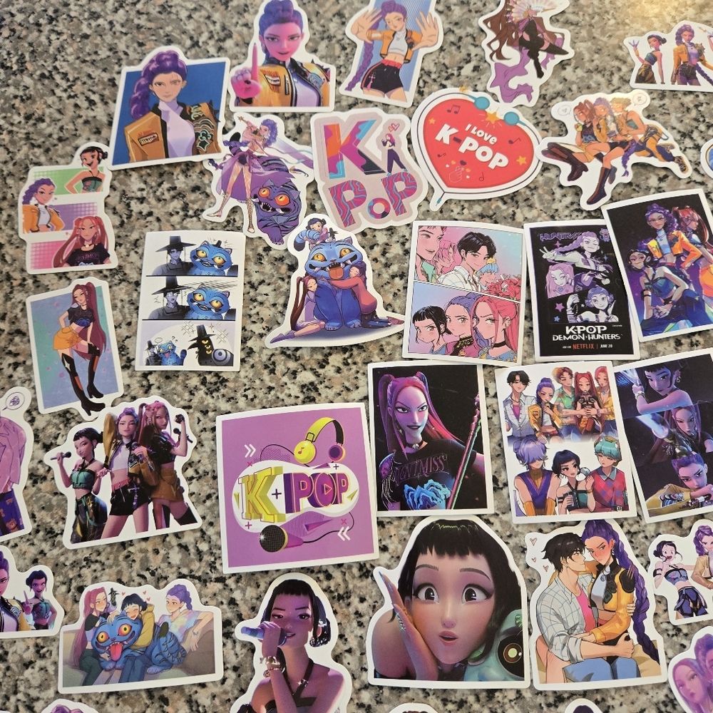 ๐๐ K-Pop Demon Hunters Stickers - Picture 4 of 6